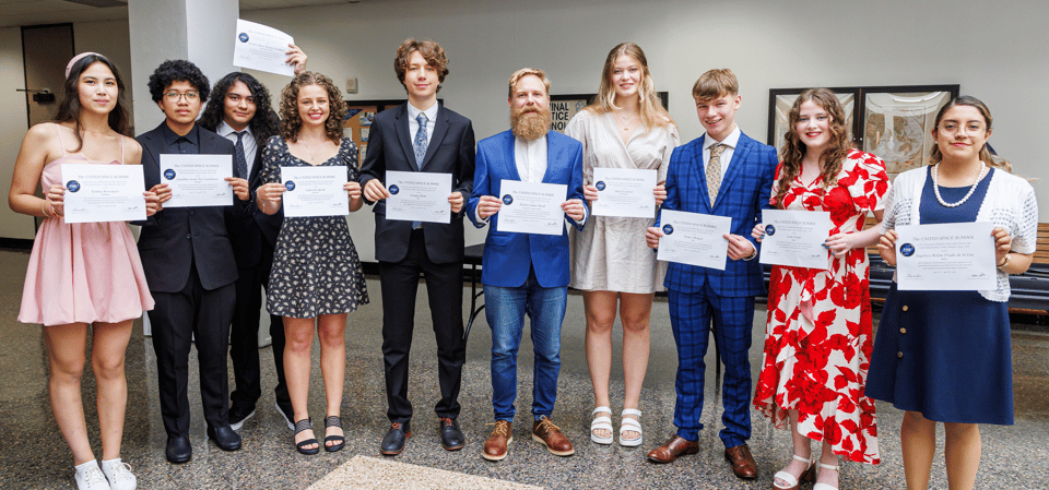 Students from Kazakhstan, Guatemala, USA, South Africa, Italy, JJW-land, Netherlands, Wales, Ireland, and Mexico were in Green Team.